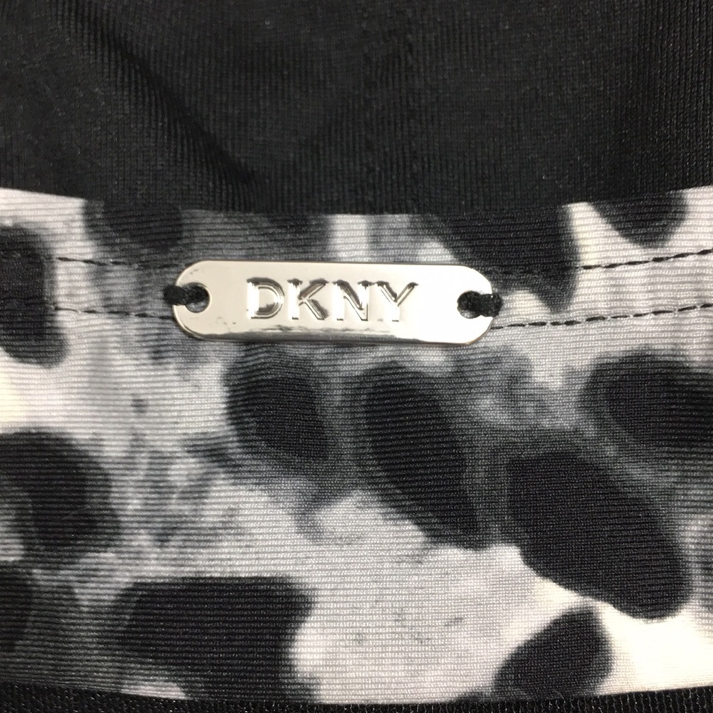 DKNY Animal Print Mesh Detail Swimsuit Sz 6 - Picture 6 of 10